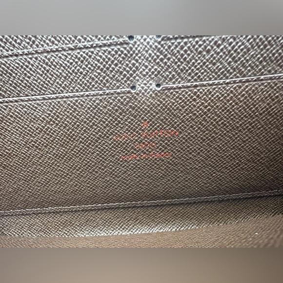 LOUIS VUITTON DAMIER EBENE ZIPPY WALLET - Picture 6 of 9